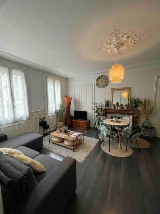 Superbe T2 De Caractere Au Centre Classe 3 Etoiles Troyes Extérieur photo